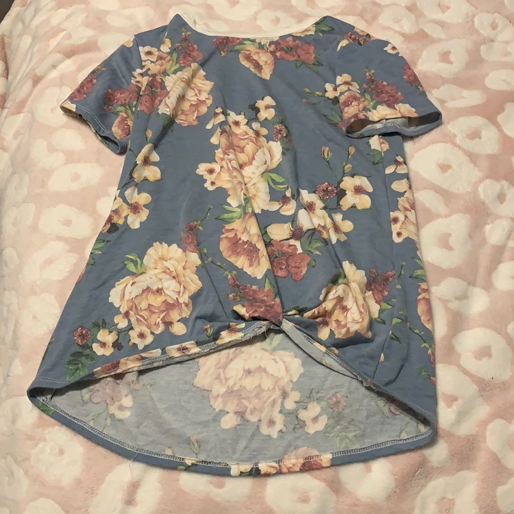 Small cute floral shirt